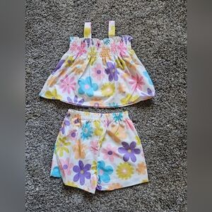 NEW! Girls 3T -4T  WHITE PINK Yellow 2 Piece  SHORTS Outfit Flowers